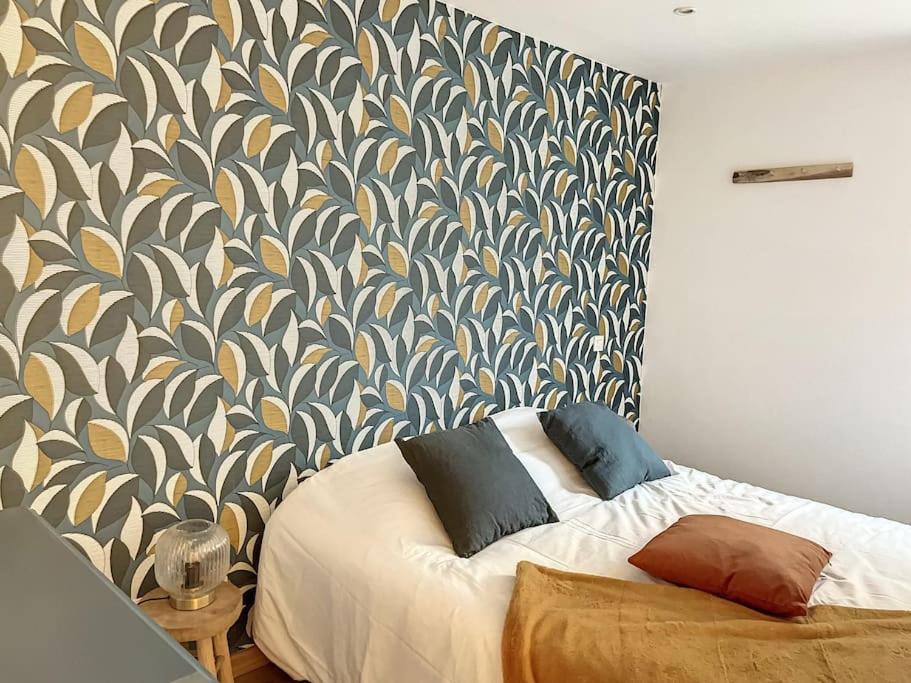Le Julia - Neuf - Gare Et Garage Apartment กงเปียญ ภายนอก รูปภาพ